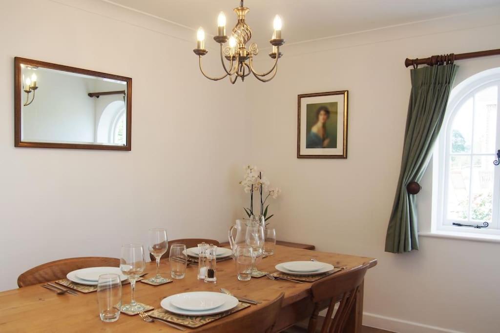 Stablehurst Ferienhaus *